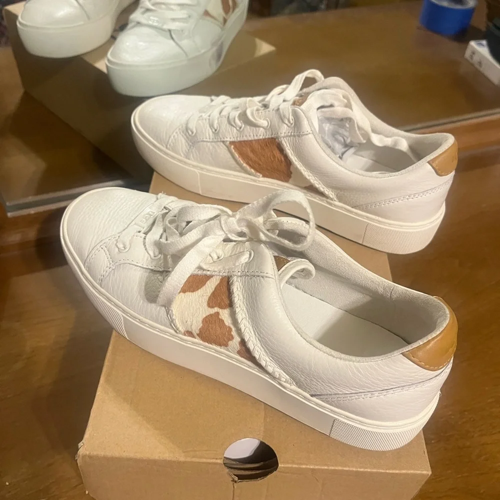 Cow print UGG sneakers - Picture 2 of 6